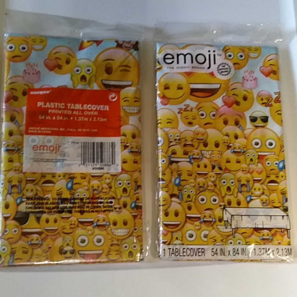 2 packs Emoji plastic tablecover 54x 84"